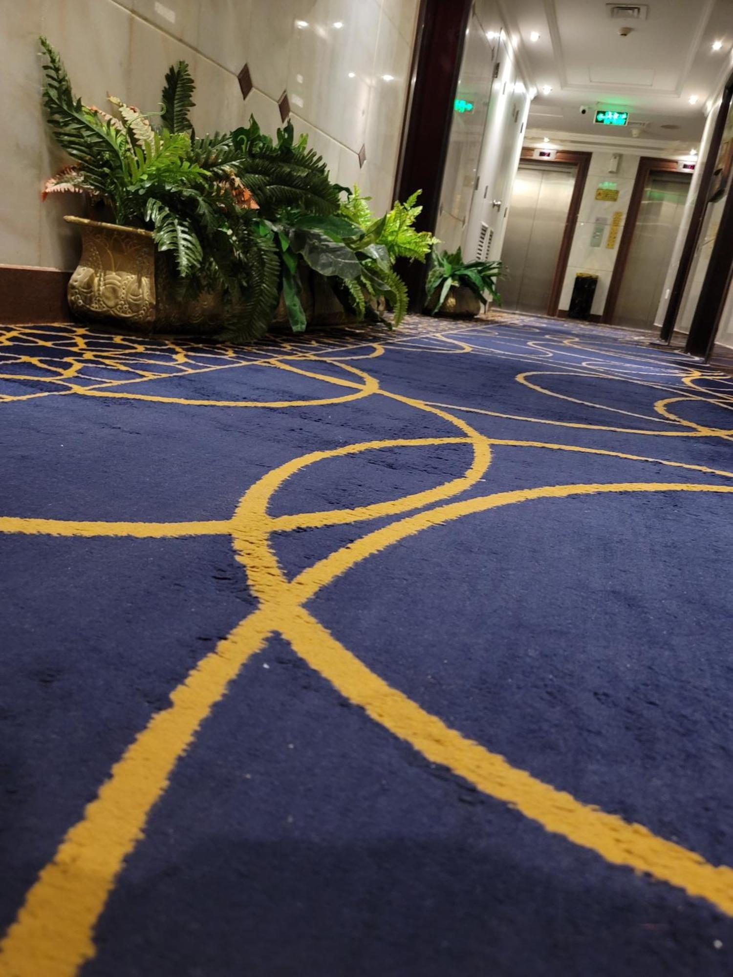Golden Tulip Al Shakreen Медина Екстериор снимка