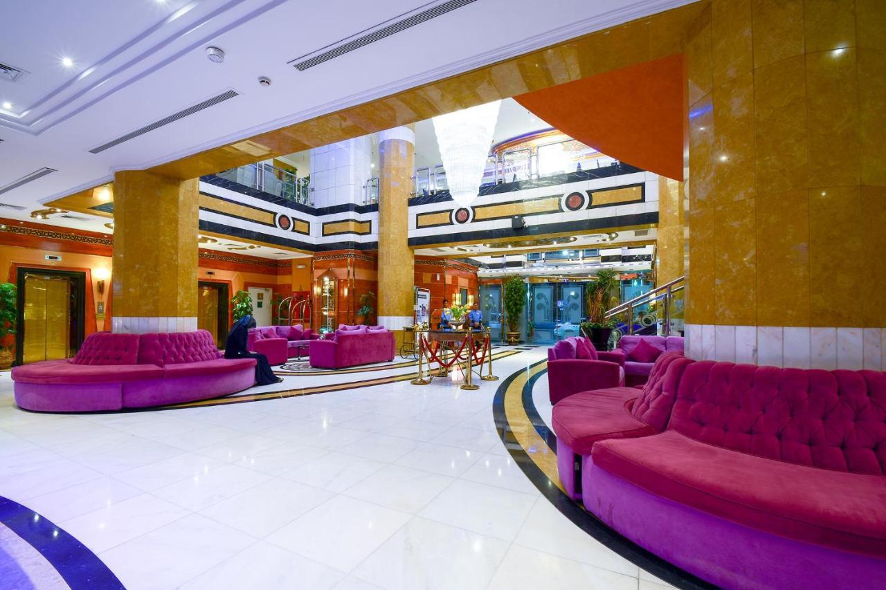 Golden Tulip Al Shakreen Медина Екстериор снимка